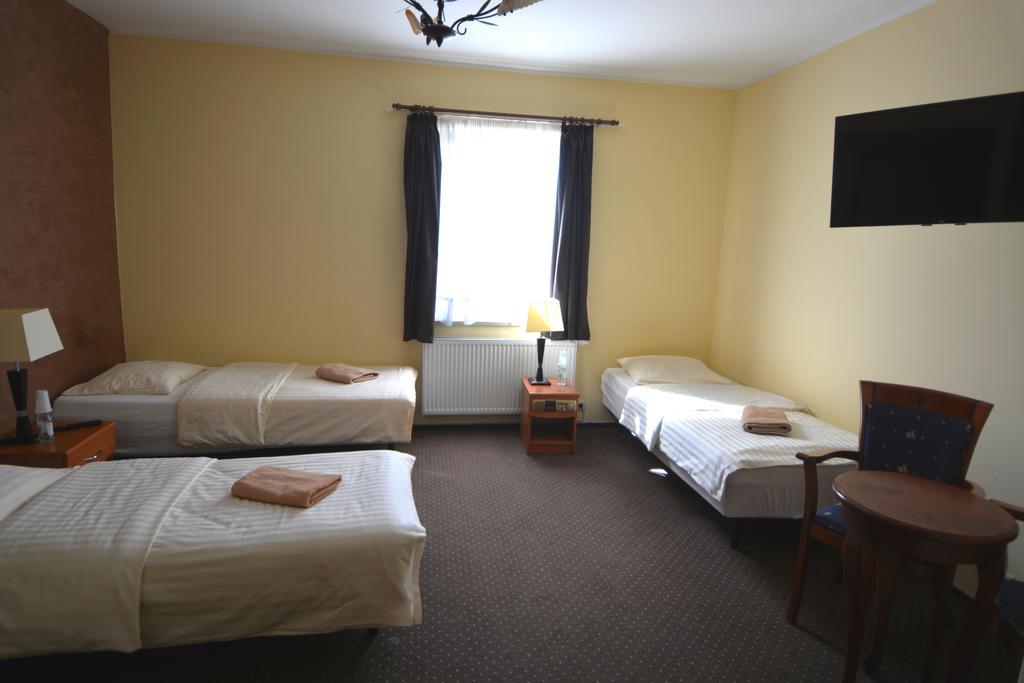 Hotel Stawisko Klaudyn Kültér fotó