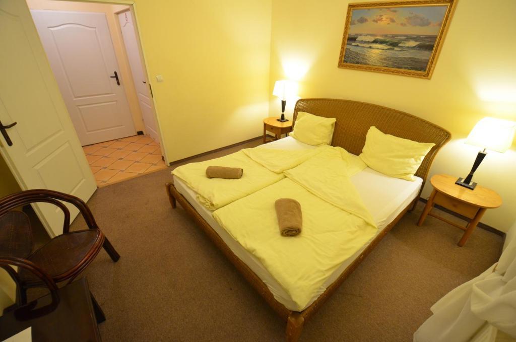Hotel Stawisko Klaudyn Kültér fotó